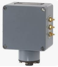 Pneumatic Pressure Switch - Product Image