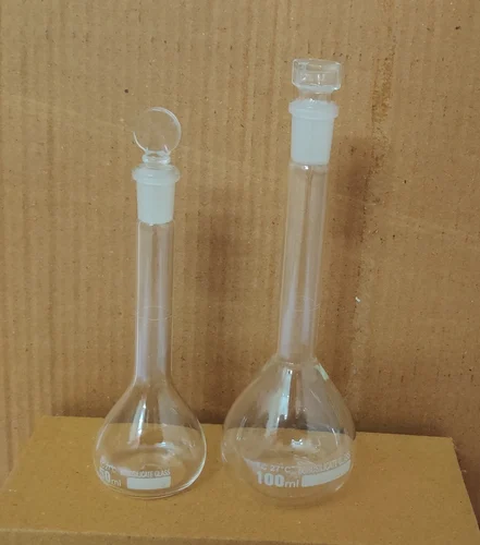 Borosilicate Volumetric Flask - Product Image