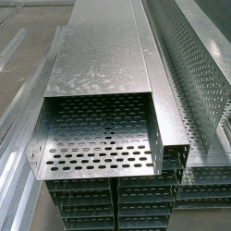 Perforted Cover - Cable Tray System - Product Image